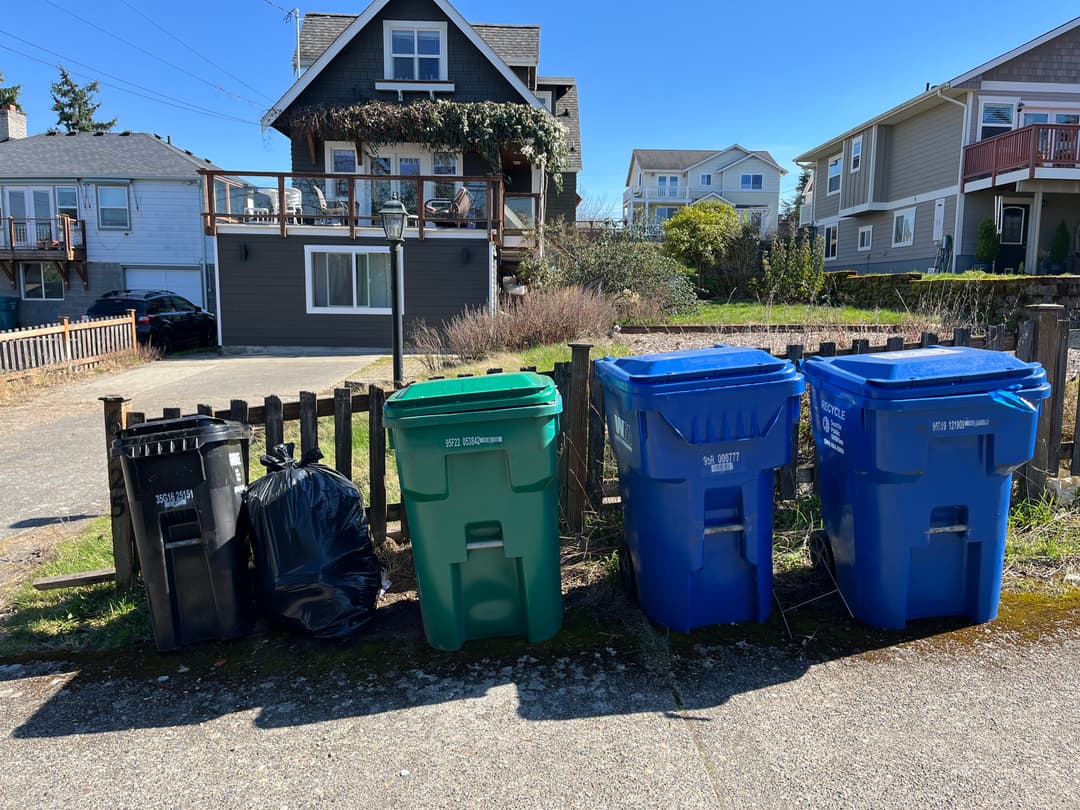 Trash cans at Sound Breeze